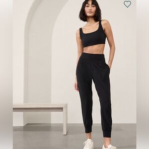 Athleta Salutation Joggers - Size M